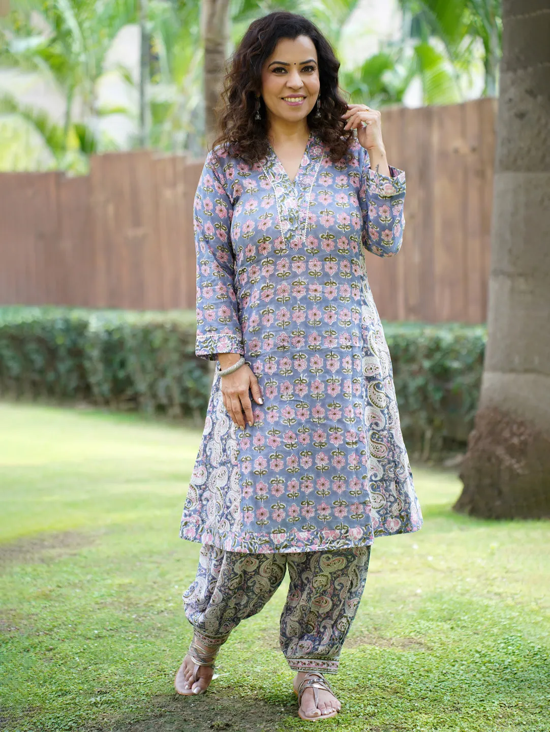 Women's Cotton Blue & Pink Kurti